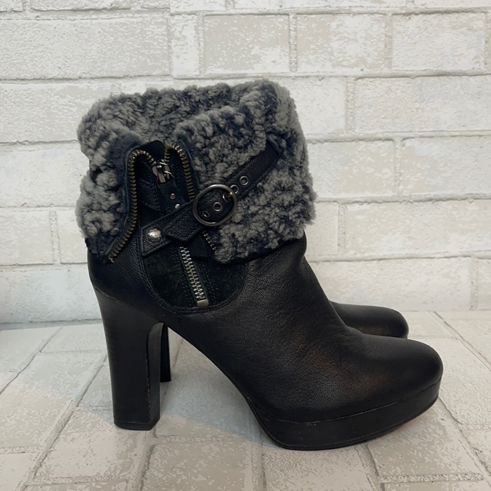 Ugg Scarlett Leather Shearling Detail Heeled Booties 8